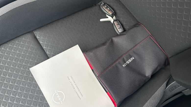 Nissan Juke 1.0 DiG-T 114 N-Connecta 5dr Petrol Hatchback